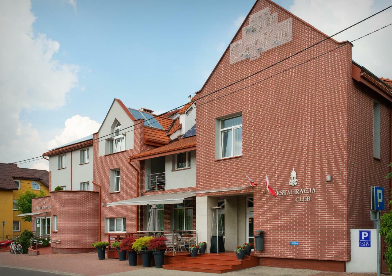 Hotel Capitol Biala Podlaska Luaran gambar